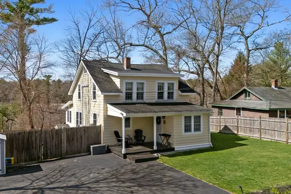 2 Pine Grove Rd, Westford, MA 01886