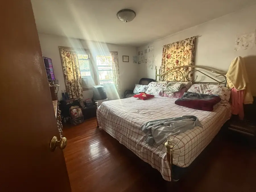 76 Litchfield St, Boston, MA 02135 - #3