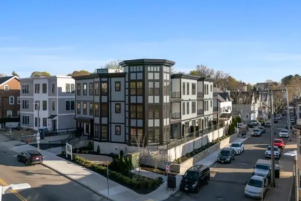 230 Washington St #1, Boston, MA 02135