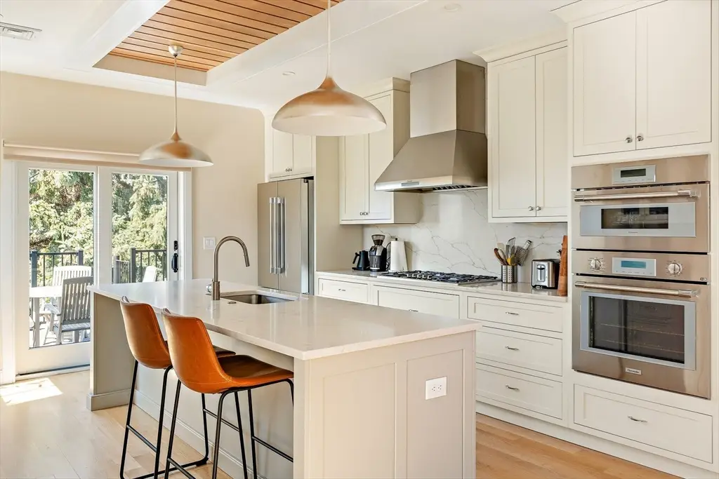 12 Putnam St #2, Somerville, MA 02143 - #1