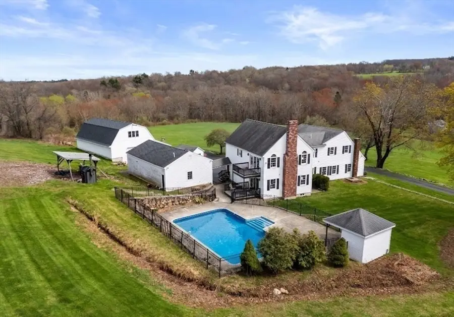 63 Uxbridge Rd, Sutton, MA 01590 - #2