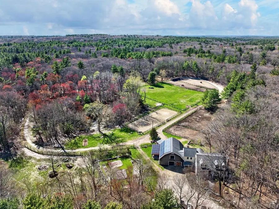 225 Lowell St, Carlisle, MA 01741 - #3