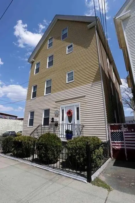 10 Viall Street, New Bedford, MA 02744 - #2