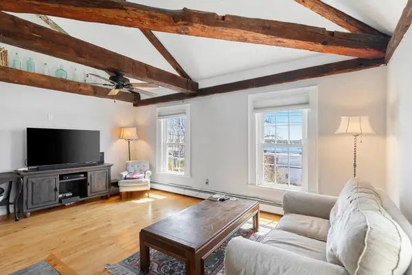 18-20 Front St #3, Beverly, MA 01915