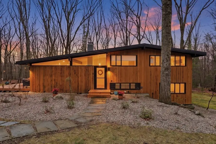 5 Gould Rd, Lexington, MA 02420 - #3