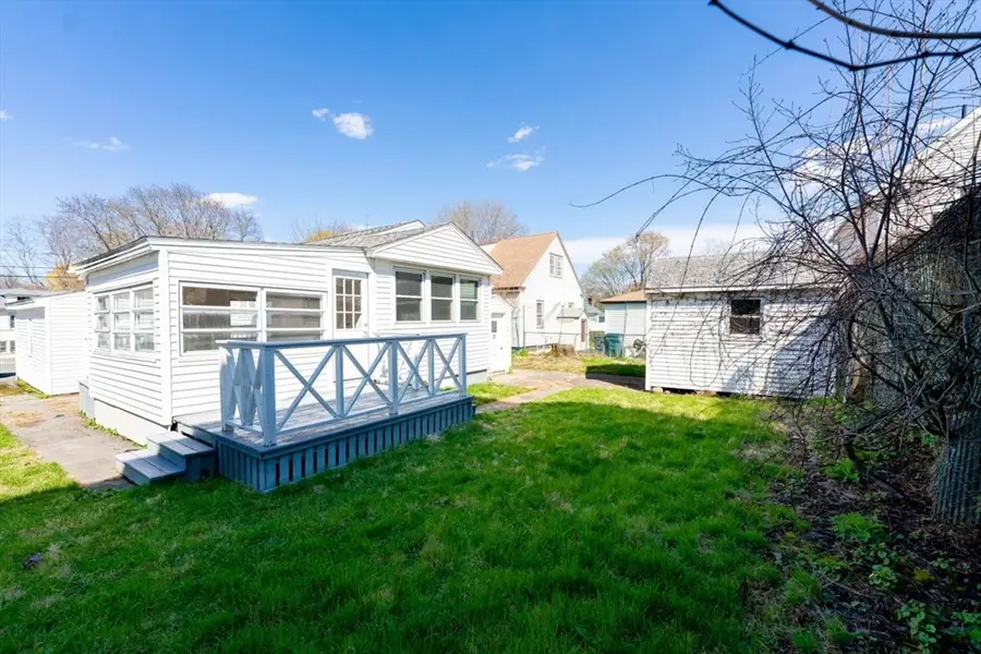 15 Swan Ave, Methuen, MA 01844 - #2