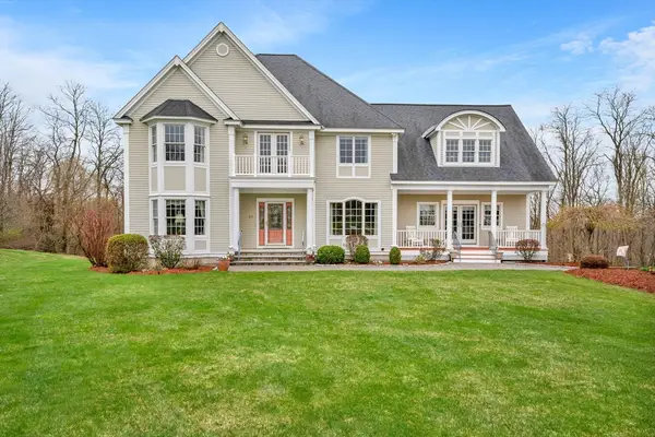 215 Lexington Road, Dracut, MA 01826