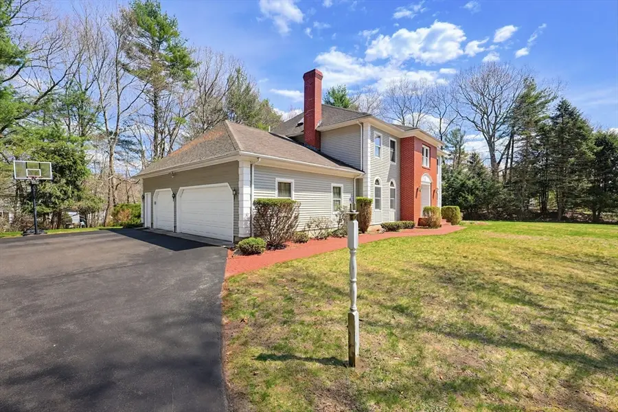 23 Cornerstone Dr, Easton, MA 02356 - #2