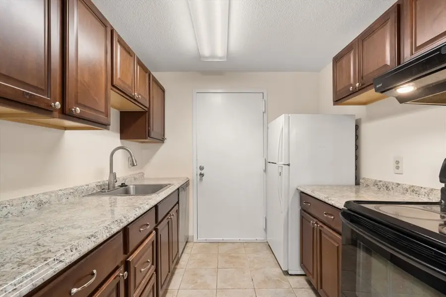 3 Post Oak Lane #8, Natick, MA 01760 - #3