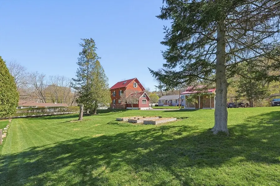 44 Clark St, Spencer, MA 01562 - #3