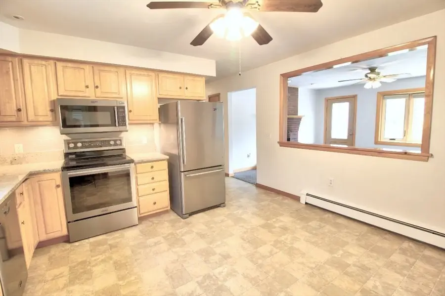 199 Ridgewood Dr, Leominster, MA 01453 - #2