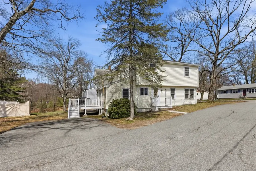 107 Pond St, Rockland, MA 02370 - #2