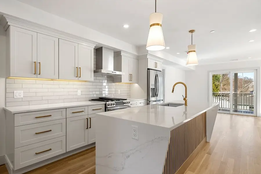 6-8 South #2, Stoneham, MA 02180 - #3