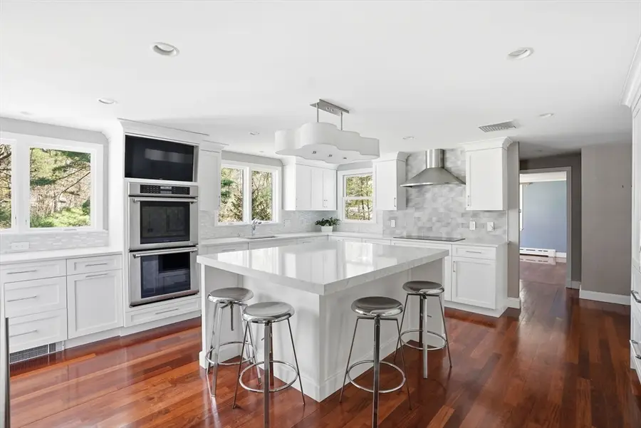 192 Prospect St, Hingham, MA 02043 - #2