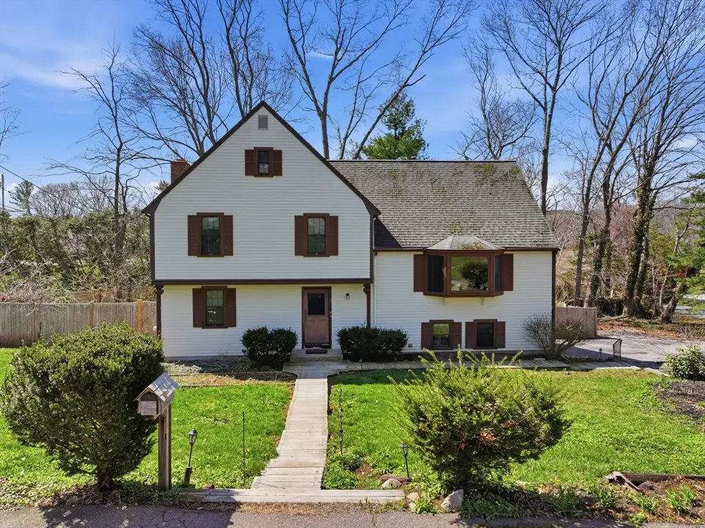 8 Three Ring Rd, Scituate, MA 02066 - #1