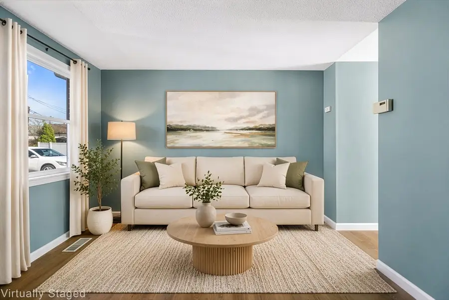 82 Waldo St #D, Lowell, MA 01852 - #2