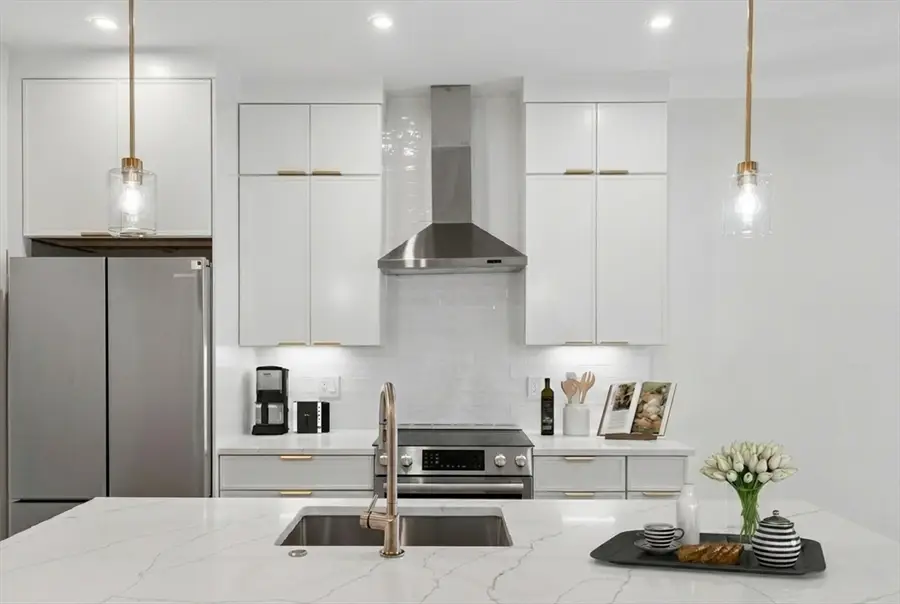 747 Cambridge St #7, Cambridge, MA 02141 - #2