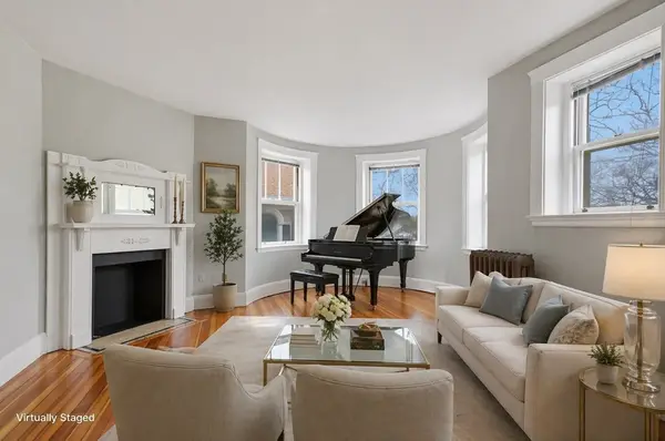 457 Washington St #7, Newton, MA 02458