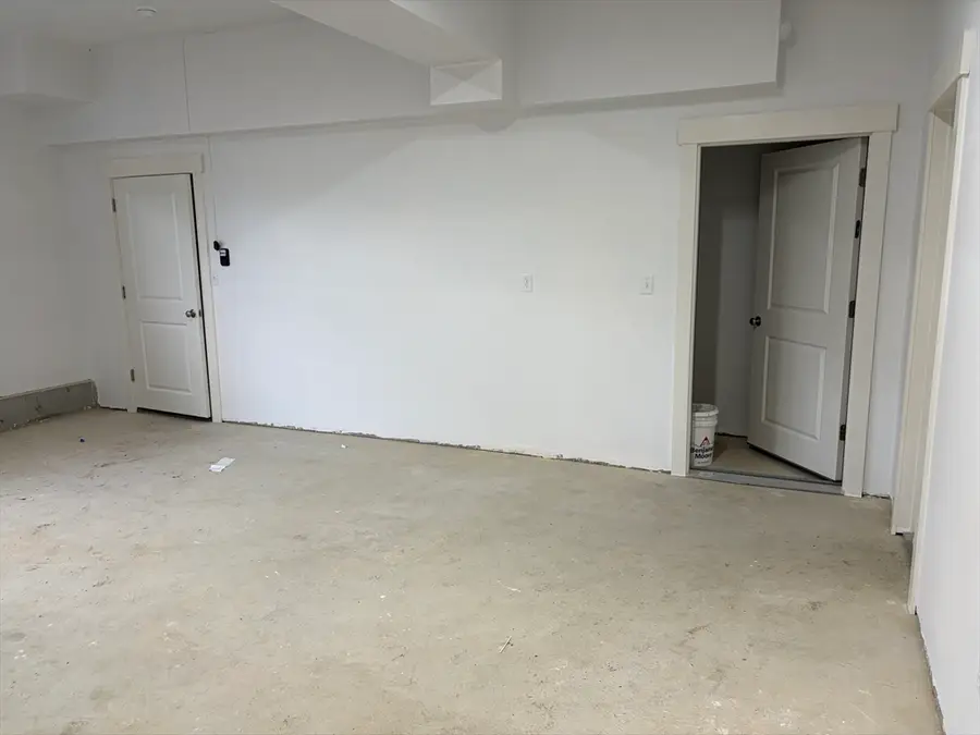 74 Valmor Street, Worcester, MA 01604 - #3