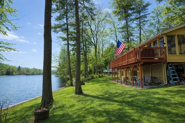 91 Bradford Lane, Barnstead, NH 03225