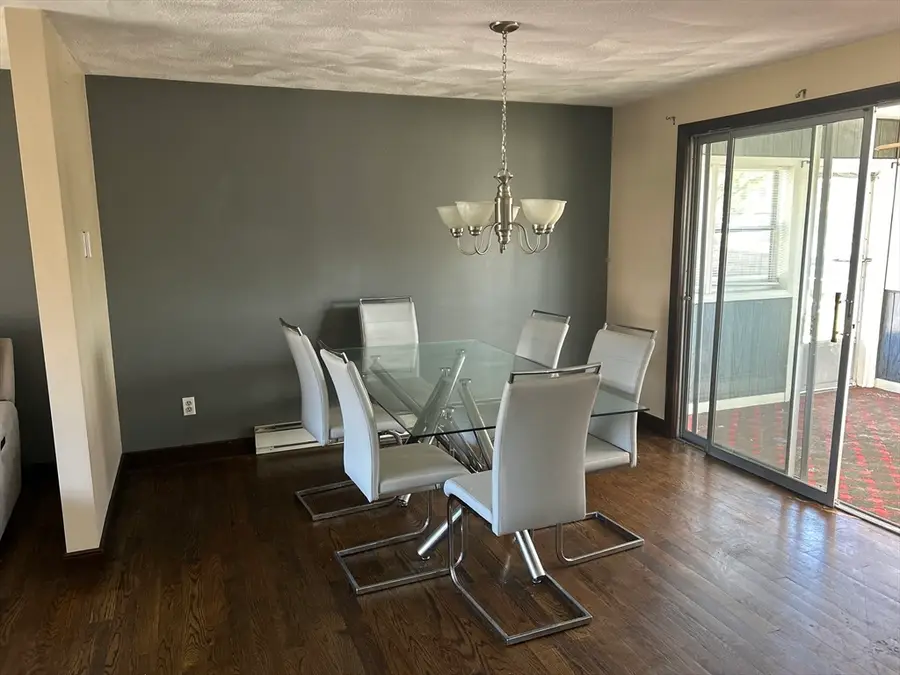 1 Eisenhower Dr, Randolph, MA 02368 - #3