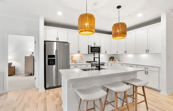 5 Peters Farm Way #7112, Westborough, MA 01581