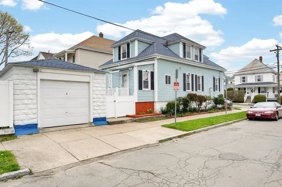 82 Princeton St, New Bedford, MA 02745 - #2