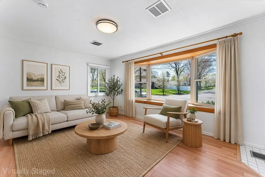 24 Treeland Dr, Framingham, MA 01701 - #3