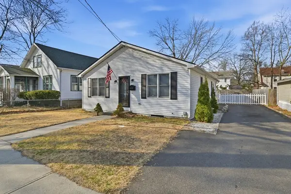 222 Edendale St, Springfield, MA 01104