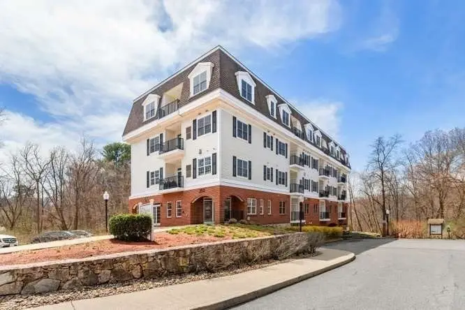 350 Greene St #306, North Andover, MA 01845 - #2