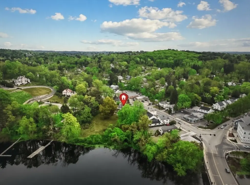 285 Main Street, Groveland, MA 01834 - #1