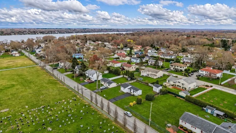 715 Newhall St, Fall River, MA 02721 - #2