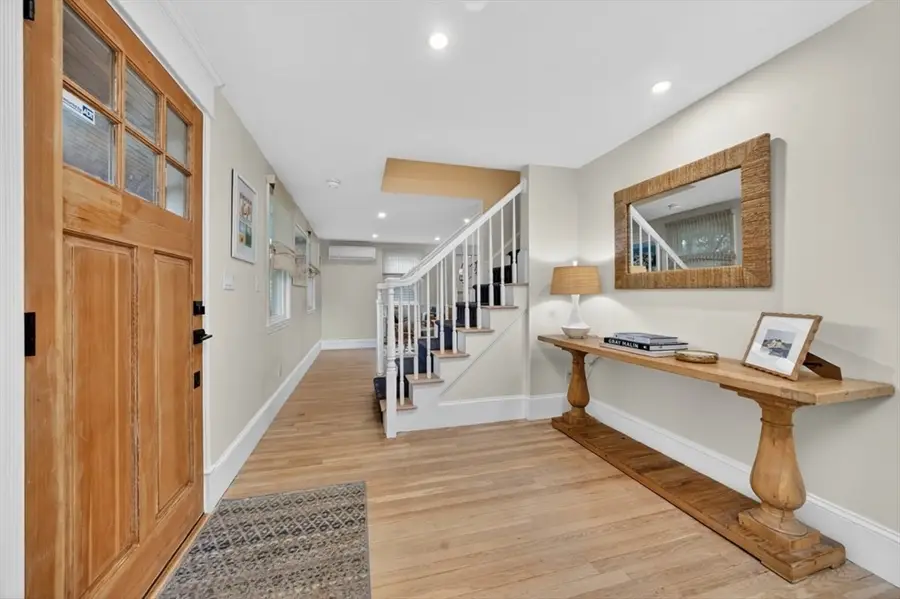 18 Crowes Ln, Hingham, MA 02043 - #3