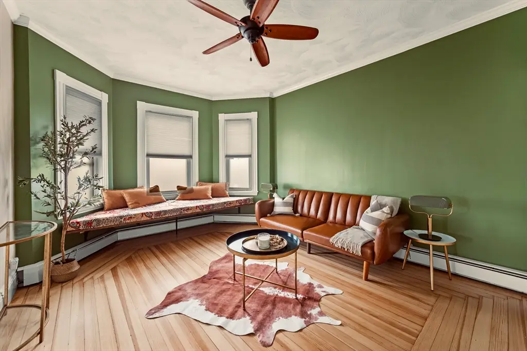 7 English St #3, Salem, MA 01970 - #1