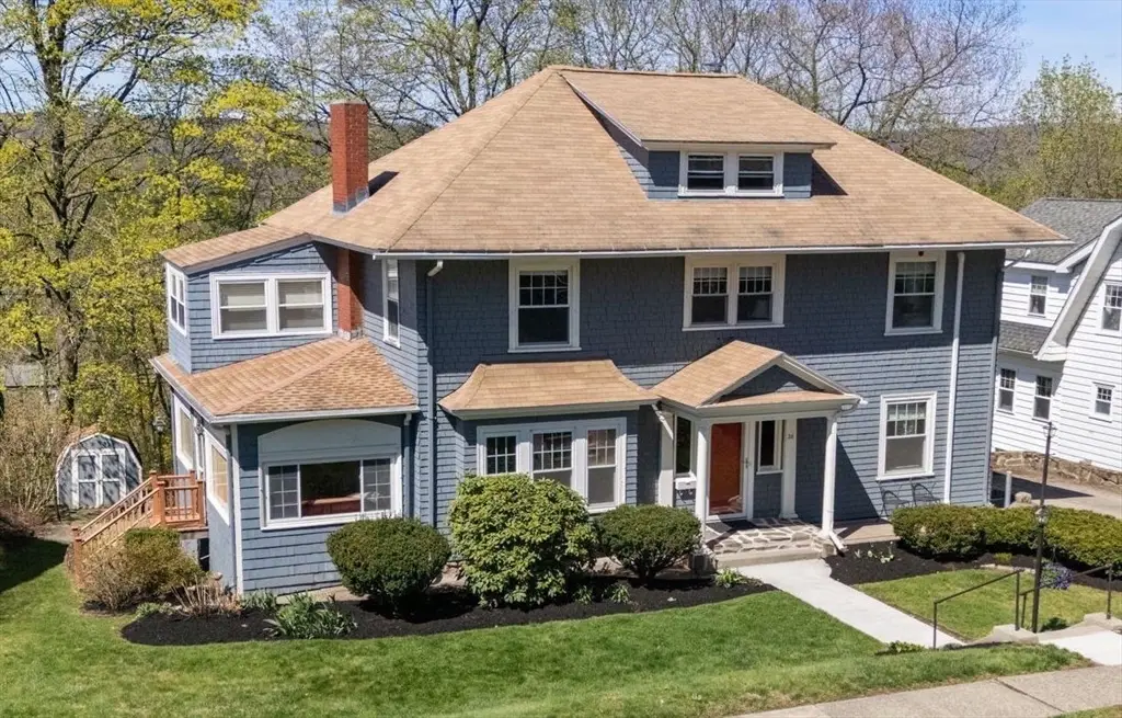 28 Maplewood Rd, Worcester, MA 01602 - #1