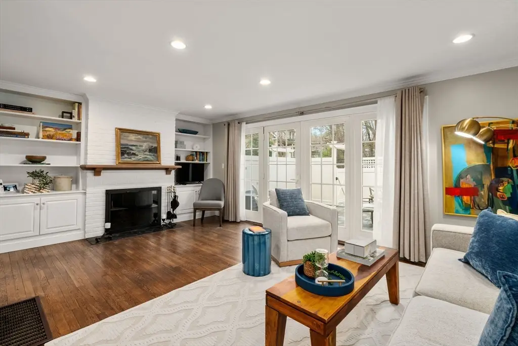 11 Oak St #16, Wellesley, MA 02482 - #1