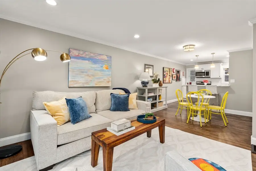 11 Oak St #16, Wellesley, MA 02482 - #2