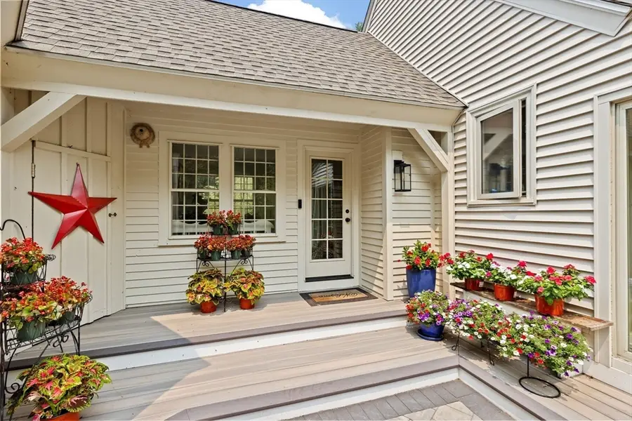 33 Herring Weir Rd, Duxbury, MA 02332 - #3