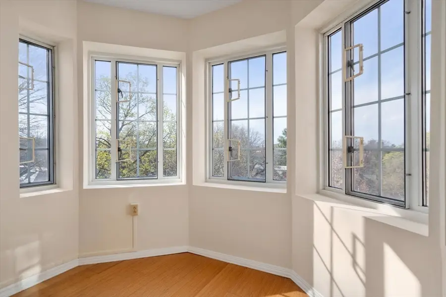 20 Chapel St #B908, Brookline, MA 02446 - #3