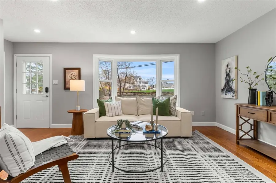 357 Boylston St #5, Lowell, MA 01852 - #2