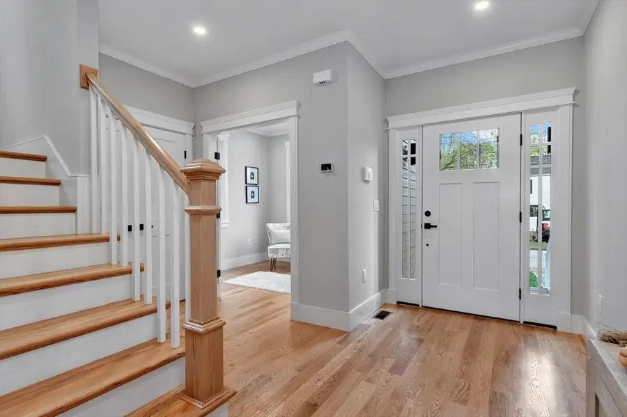 34 Golden Ave, Arlington, MA 02476 - #3