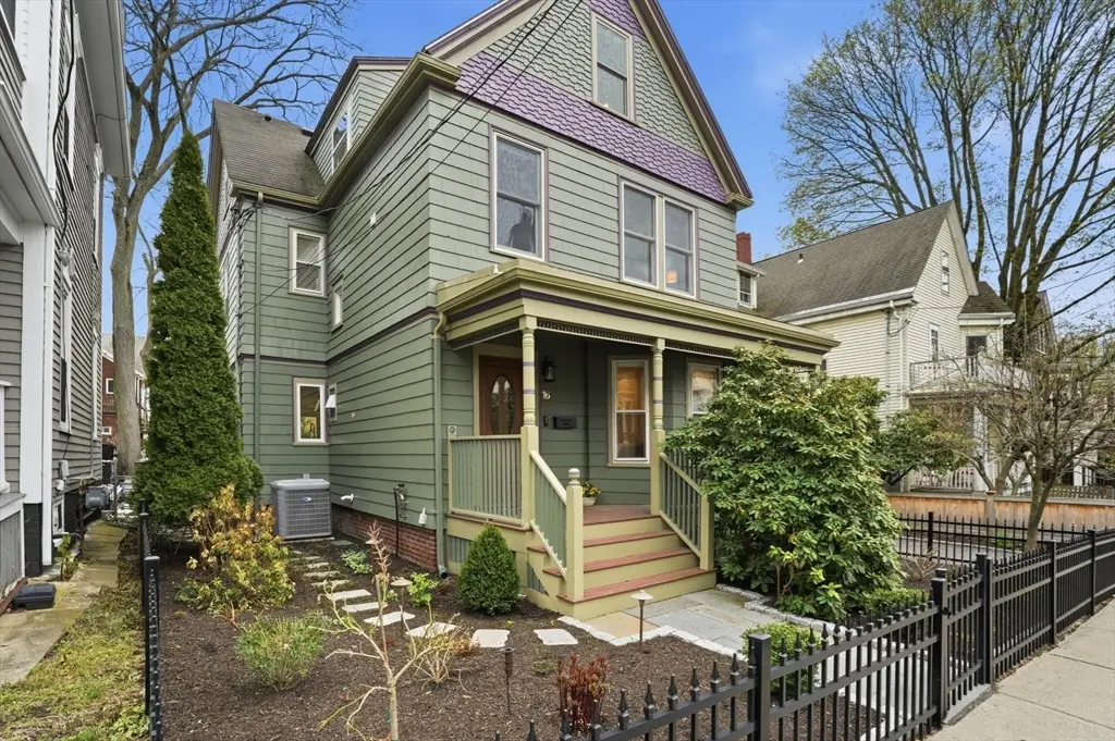 16 Claremon St, Somerville, MA 02144 - #1