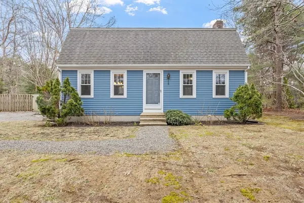 128 Quaker Meeting House Rd, Sandwich, MA 02537
