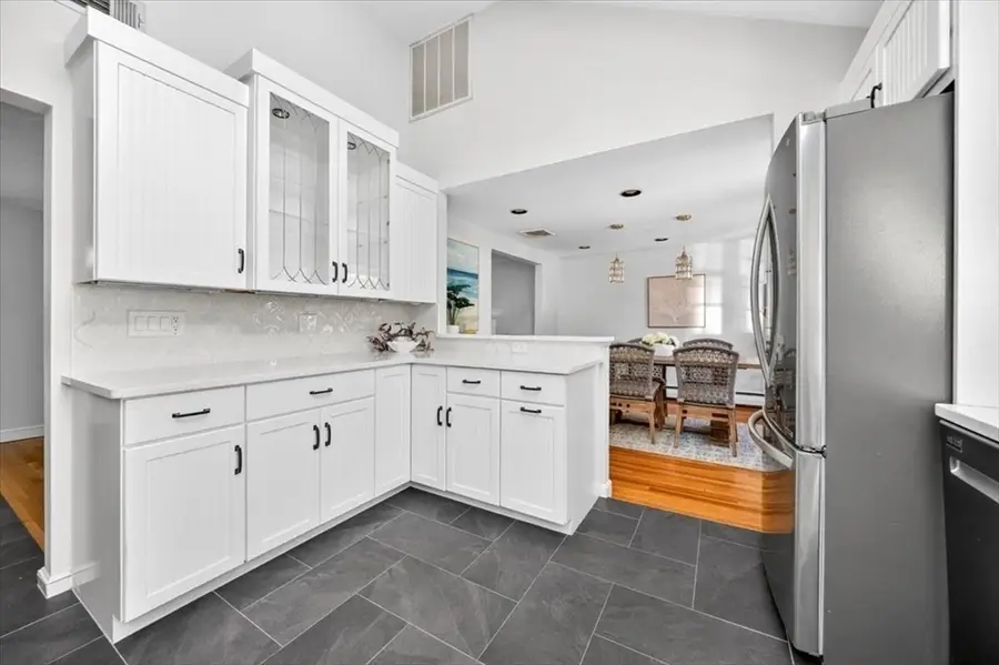 3 Accord Pond Dr, Hingham, MA 02043 - #3