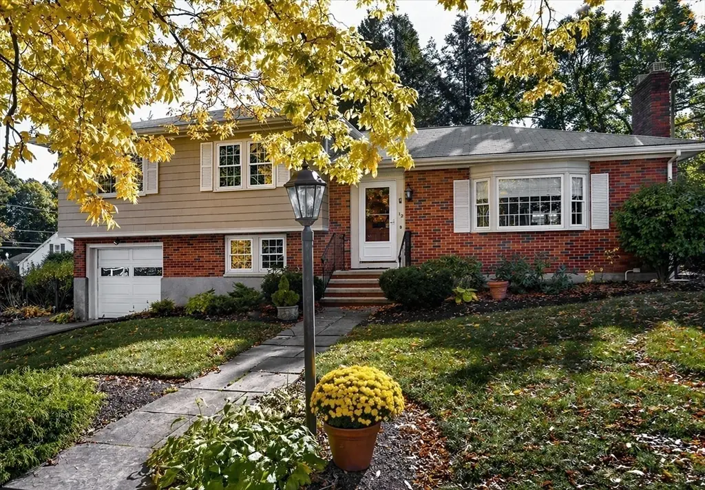 12 Oak Ridge Cir, Weymouth, MA 02188 - #1