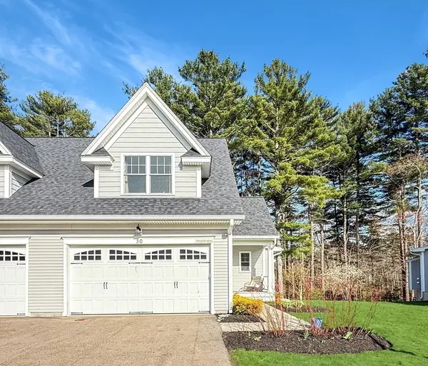30 Lakepoint Way #30, Hopkinton, MA 01748