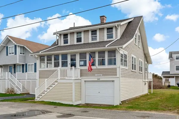 142 Silver Beach Ave, Falmouth, MA 02556