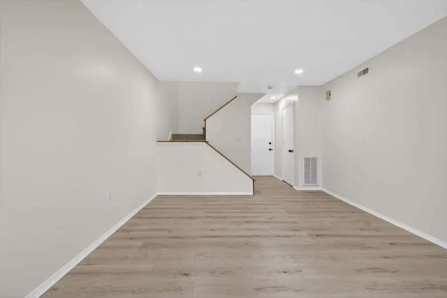 60 Laurelwood #32-3, Stoughton, MA 02072 - #2