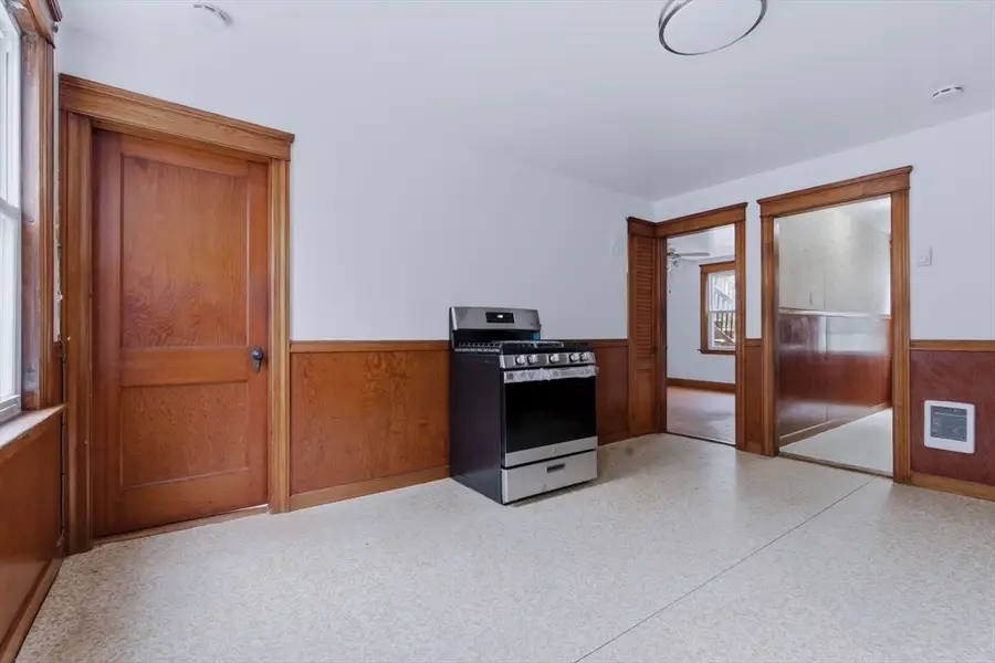 7 Third Avenue, Dudley, MA 01571 - #2