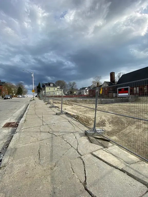 817 Main St, Worcester, MA 01610 - #2